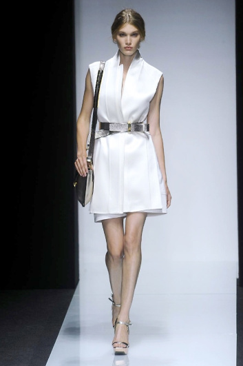Fotoservizio/SS 2014/WOMEN/GIANFRANCO FERRE'/DP2/4