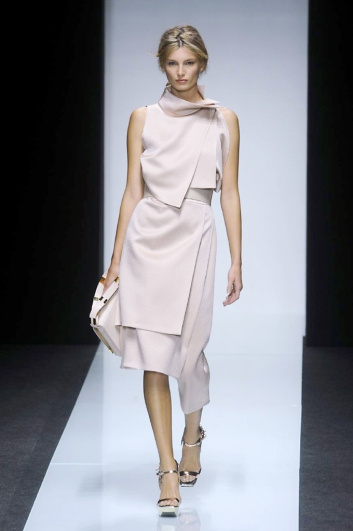 Fotoservizio/SS 2014/WOMEN/GIANFRANCO FERRE'/DP2/0