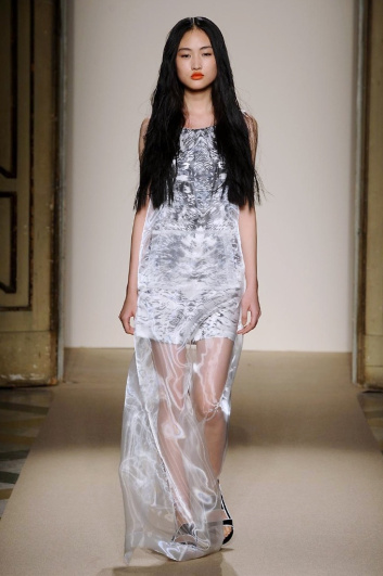 Fotoservizio/SS 2014/WOMEN/CRISTIANO BURANI/DP2/8