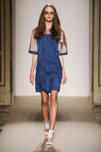 Fotoservizio/SS 2014/WOMEN/CRISTIANO BURANI/DP2/3