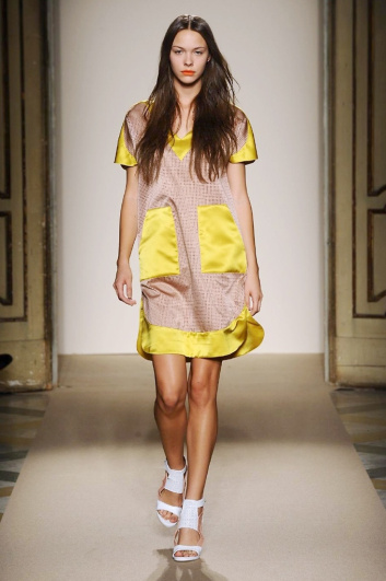 Fotoservizio/SS 2014/WOMEN/CRISTIANO BURANI/DP2/7