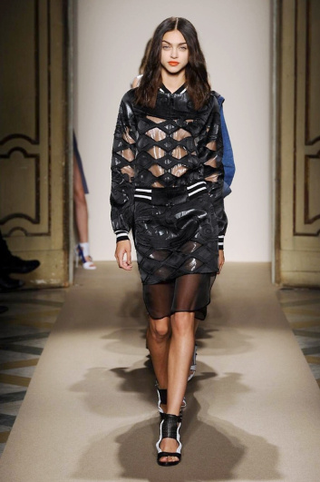 Fotoservizio/SS 2014/WOMEN/CRISTIANO BURANI/DP2/13