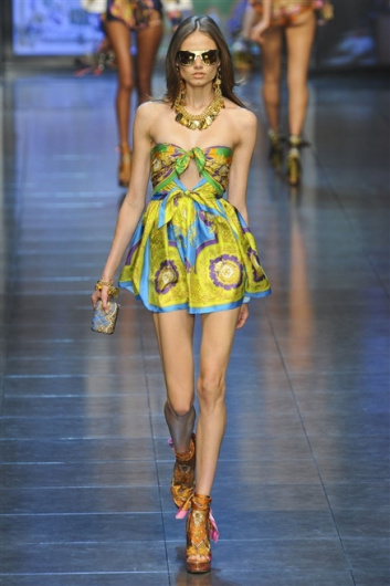 Fotoservizio/SS 2012/WOMEN/D&G/17