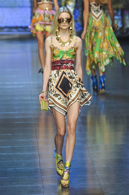 Fotoservizio/SS 2012/WOMEN/D&G/8