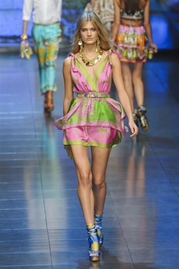 Fotoservizio/SS 2012/WOMEN/D&G/11
