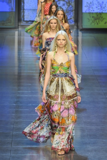 Fotoservizio/SS 2012/WOMEN/D&G/46