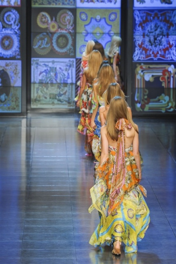 Fotoservizio/SS 2012/WOMEN/D&G/62