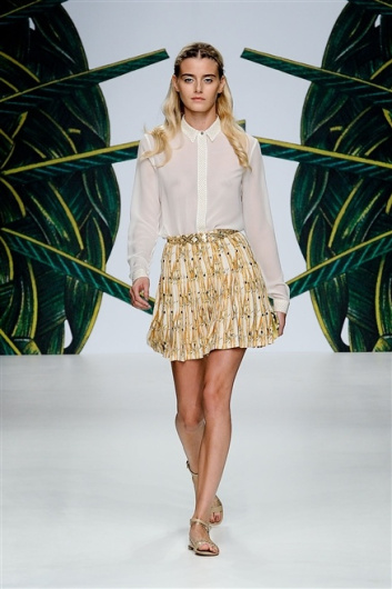 Fotoservizio/SS 2012/WOMEN/JO NO FUI/1