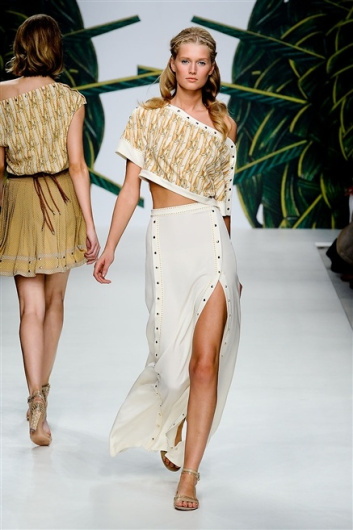 Fotoservizio/SS 2012/WOMEN/JO NO FUI/3