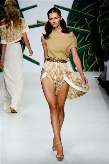 Fotoservizio/SS 2012/WOMEN/JO NO FUI/4