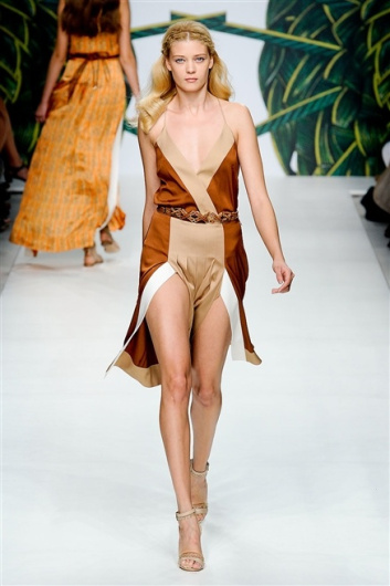 Fotoservizio/SS 2012/WOMEN/JO NO FUI/12