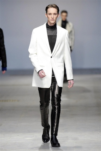Fotoservizio/FW 2014-2015/MEN/COSTUME NATIONAL HOMME/DP1/23