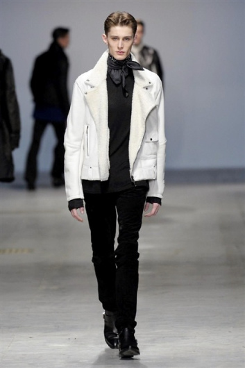 Fotoservizio/FW 2014-2015/MEN/COSTUME NATIONAL HOMME/DP1/24