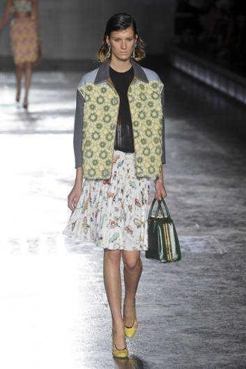 Fotoservizio/SS 2012/WOMEN/PRADA/4