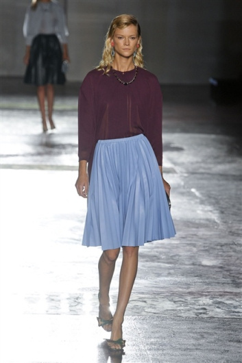 Fotoservizio/SS 2012/WOMEN/PRADA/19