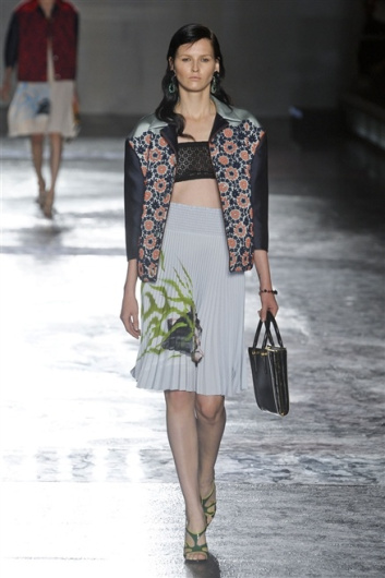 Fotoservizio/SS 2012/WOMEN/PRADA/11