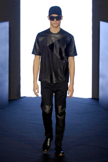 Fotoservizio/FW 2014-2015/MEN/DIRK BIKKEMBERGS/DP1/11