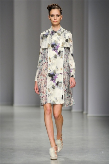 Fotoservizio/SS 2012/WOMEN/ANTONIO MARRAS/2