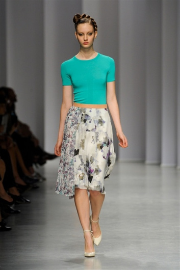 Fotoservizio/SS 2012/WOMEN/ANTONIO MARRAS/5