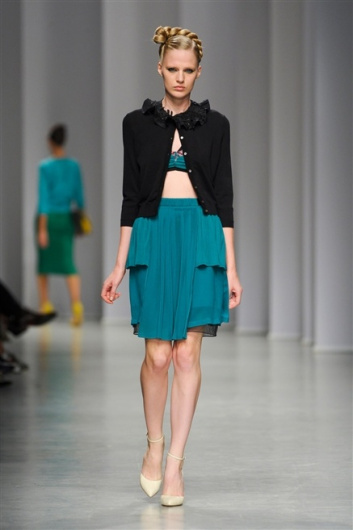 Fotoservizio/SS 2012/WOMEN/ANTONIO MARRAS/9