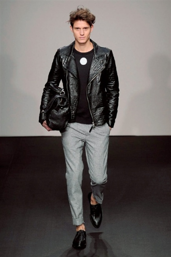 Fotoservizio/FW 2014-2015/MEN/DANIELE ALESSANDRINI/DP1/15