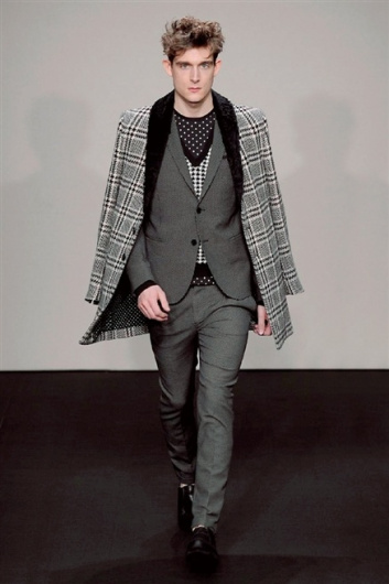 Fotoservizio/FW 2014-2015/MEN/DANIELE ALESSANDRINI/DP1/16