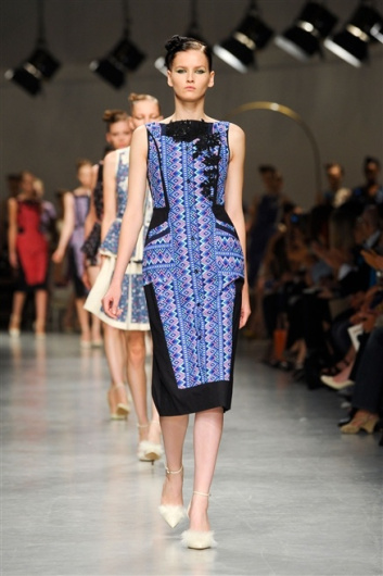 Fotoservizio/SS 2012/WOMEN/ANTONIO MARRAS/45