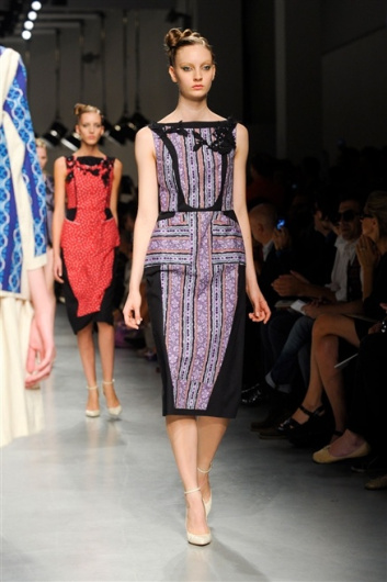 Fotoservizio/SS 2012/WOMEN/ANTONIO MARRAS/50