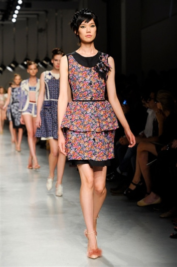 Fotoservizio/SS 2012/WOMEN/ANTONIO MARRAS/55