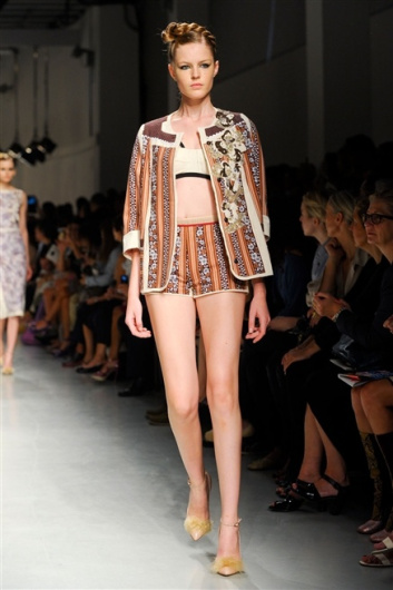 Fotoservizio/SS 2012/WOMEN/ANTONIO MARRAS/60