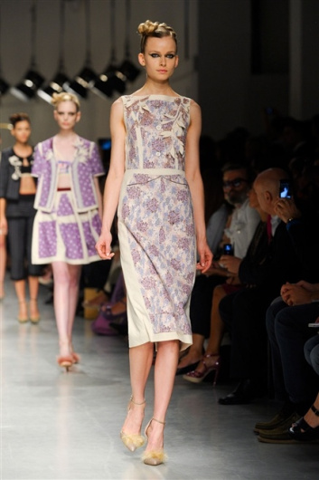 Fotoservizio/SS 2012/WOMEN/ANTONIO MARRAS/61