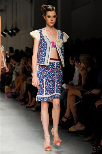 Fotoservizio/SS 2012/WOMEN/ANTONIO MARRAS/59