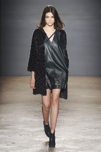 Fotoservizio/FW 2014-2015/WOMEN/SIMONETTA RAVIZZA/DP1/18