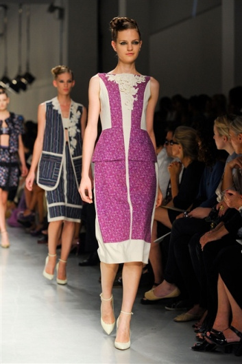 Fotoservizio/SS 2012/WOMEN/ANTONIO MARRAS/66