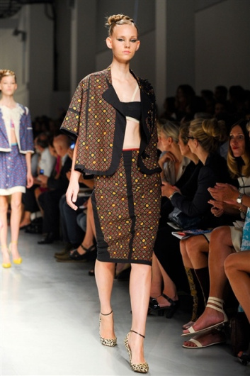 Fotoservizio/SS 2012/WOMEN/ANTONIO MARRAS/69