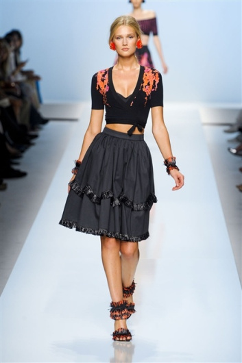 Fotoservizio/SS 2012/WOMEN/BLUMARINE/5