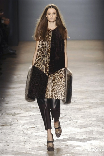 Fotoservizio/FW 2014-2015/WOMEN/SIMONETTA RAVIZZA/DP1/32