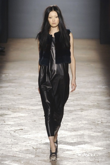 Fotoservizio/FW 2014-2015/WOMEN/SIMONETTA RAVIZZA/DP1/35