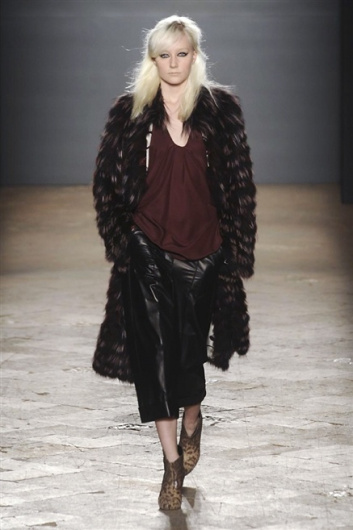Fotoservizio/FW 2014-2015/WOMEN/SIMONETTA RAVIZZA/DP1/38