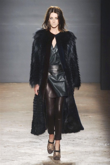 Fotoservizio/FW 2014-2015/WOMEN/SIMONETTA RAVIZZA/DP1/43