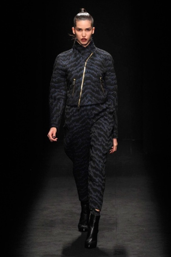 Fotoservizio/FW 2014-2015/WOMEN/BYBLOS MILANO/DP1/16