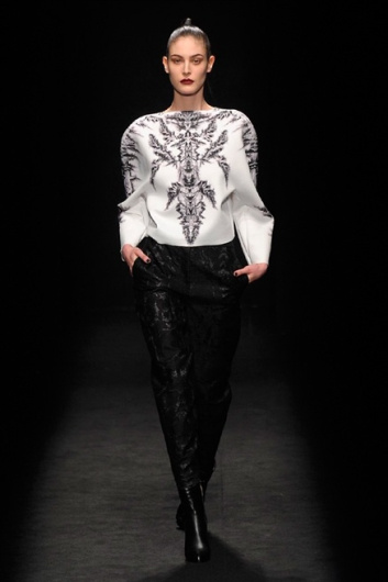 Fotoservizio/FW 2014-2015/WOMEN/BYBLOS MILANO/DP1/25
