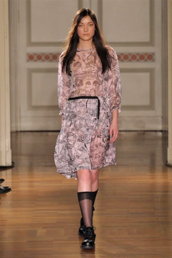 Fotoservizio/FW 2014-2015/WOMEN/FRANKIE MORELLO/DP1/4