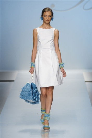 Fotoservizio/SS 2012/WOMEN/BLUMARINE/17