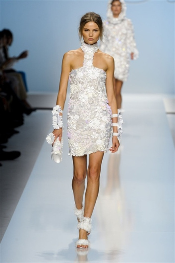 Fotoservizio/SS 2012/WOMEN/BLUMARINE/42