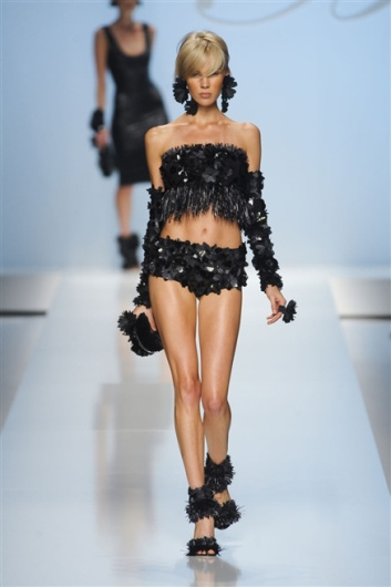 Fotoservizio/SS 2012/WOMEN/BLUMARINE/47