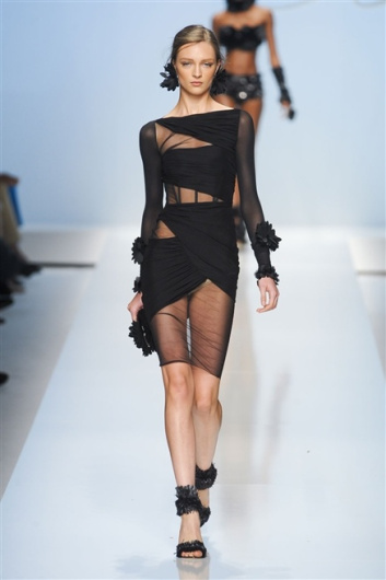 Fotoservizio/SS 2012/WOMEN/BLUMARINE/49
