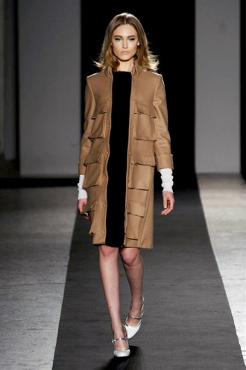 Fotoservizio/FW 2014-2015/WOMEN/ANDREA INCONTRI/DP1/0