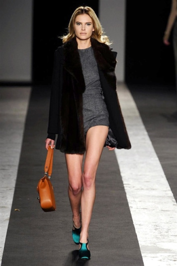 Fotoservizio/FW 2014-2015/WOMEN/ANDREA INCONTRI/DP1/10
