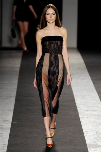 Fotoservizio/FW 2014-2015/WOMEN/ANDREA INCONTRI/DP1/32